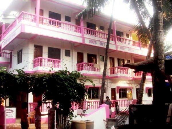 Gods Gift Guest House, Goa 5